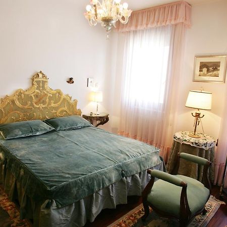 B&B Il Glicine Fiorito Lido di Venezia Ngoại thất bức ảnh
