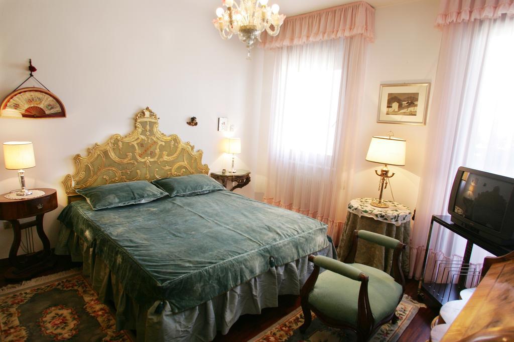 B&B Il Glicine Fiorito Lido di Venezia Ngoại thất bức ảnh