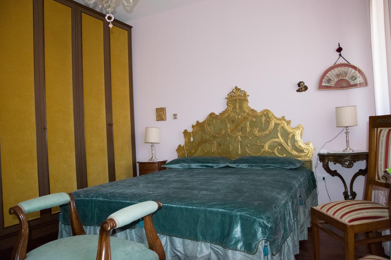 B&B Il Glicine Fiorito Lido di Venezia Ngoại thất bức ảnh