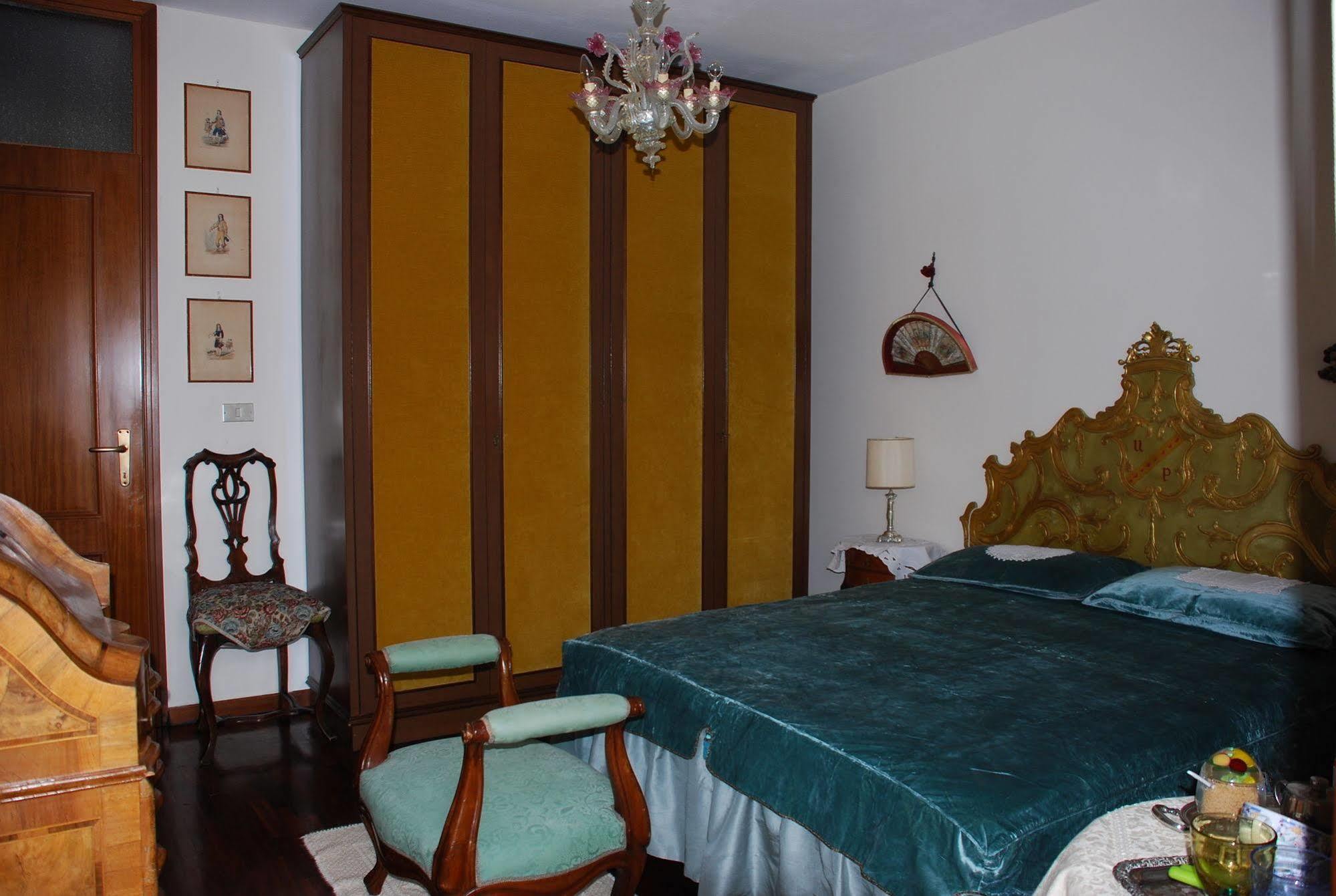 B&B Il Glicine Fiorito Lido di Venezia Ngoại thất bức ảnh